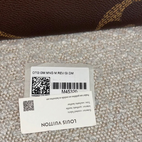 Authentic Louis Vuitton OnTheGo GM - Picture 12 of 13